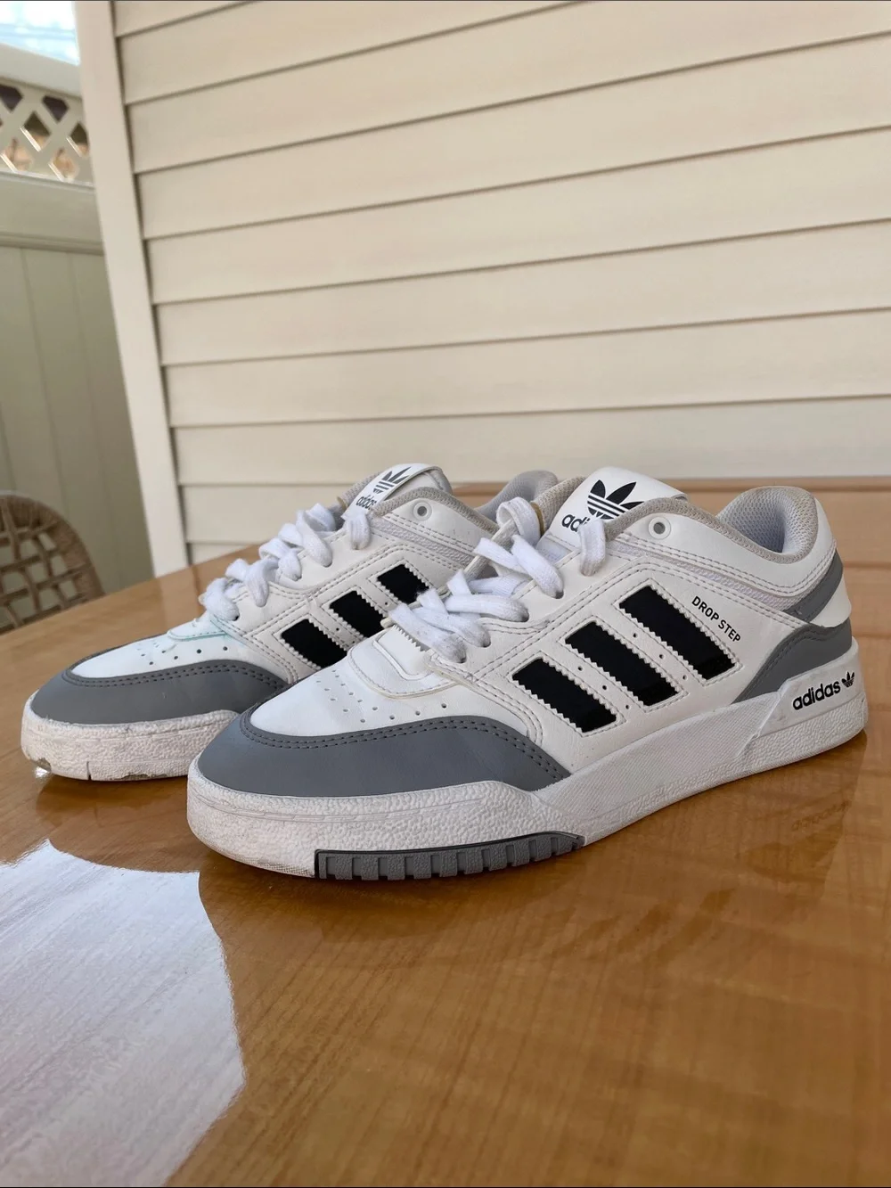 Adidas Men’s Drop Step White and Gray Low-Top Sneakers Size 6